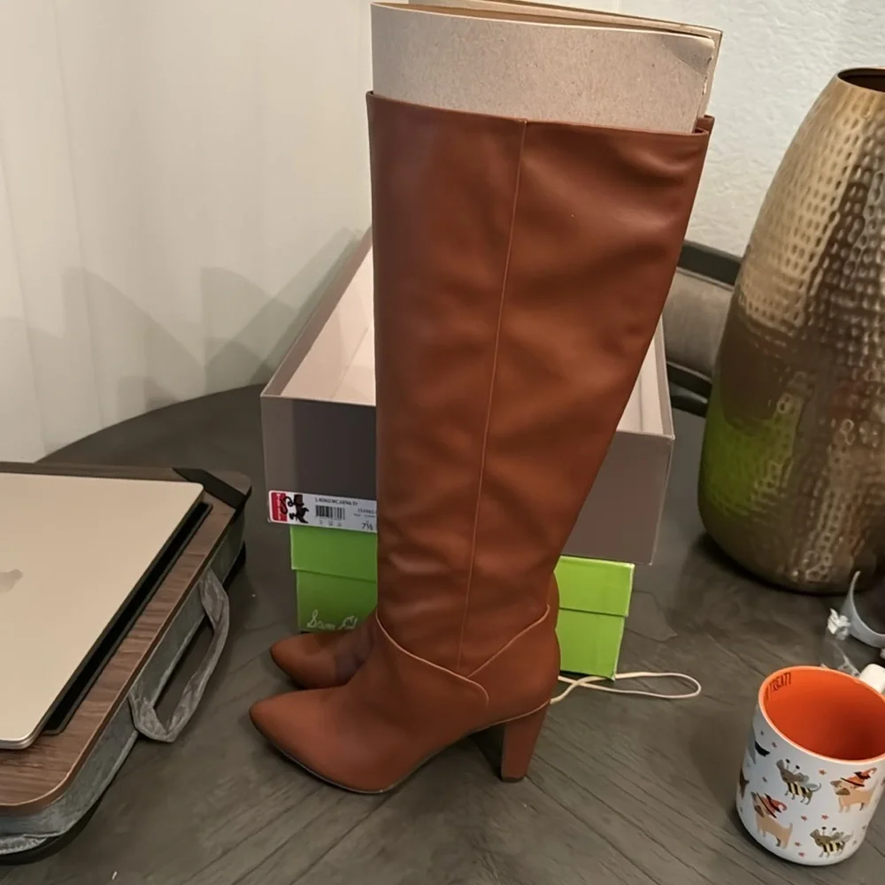 Franco Sarto Women's L-koko Knee High Boot (REGULAR CALF)